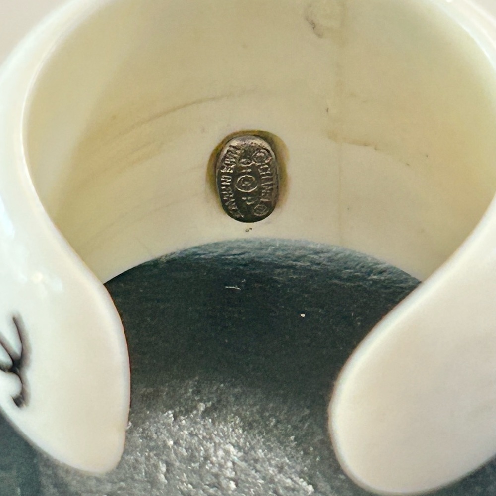 CHANEL Coco logo White & Black Ring Authentic - Picture 9 of 11